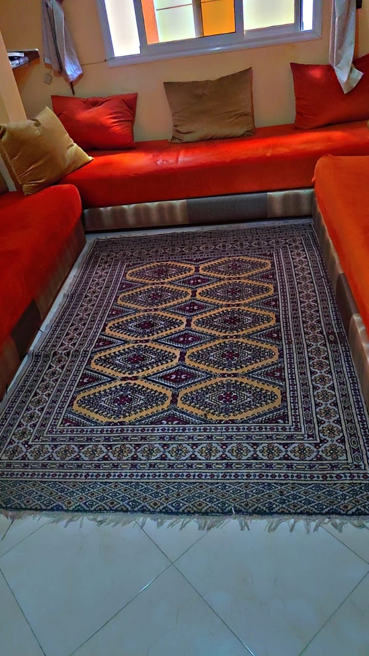 🛍️ À vendre – Tapis & tiroirs