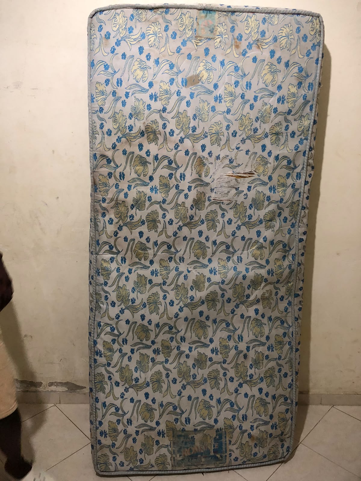MATELAS D’OCCASION À VENDRE