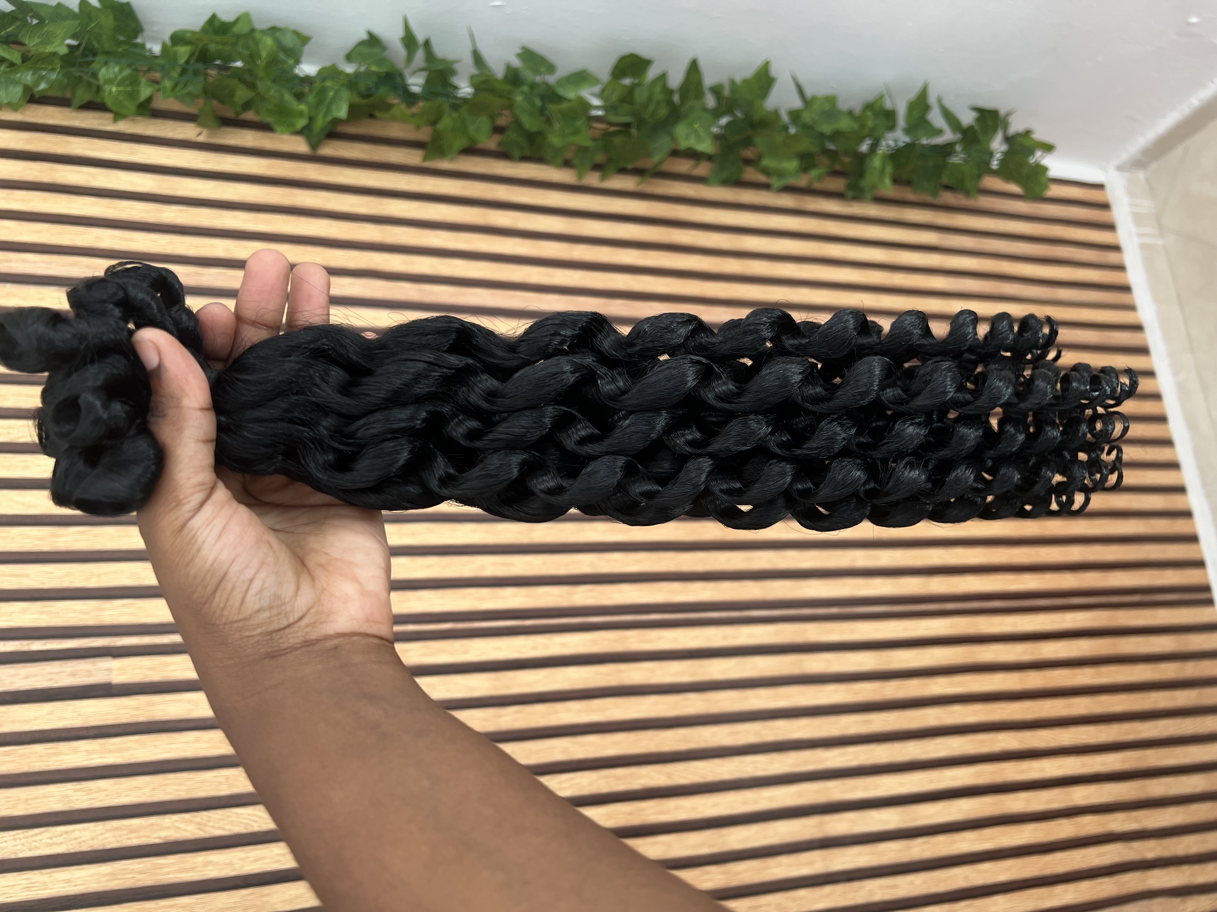 Confection d’extensions capillaires - image 1